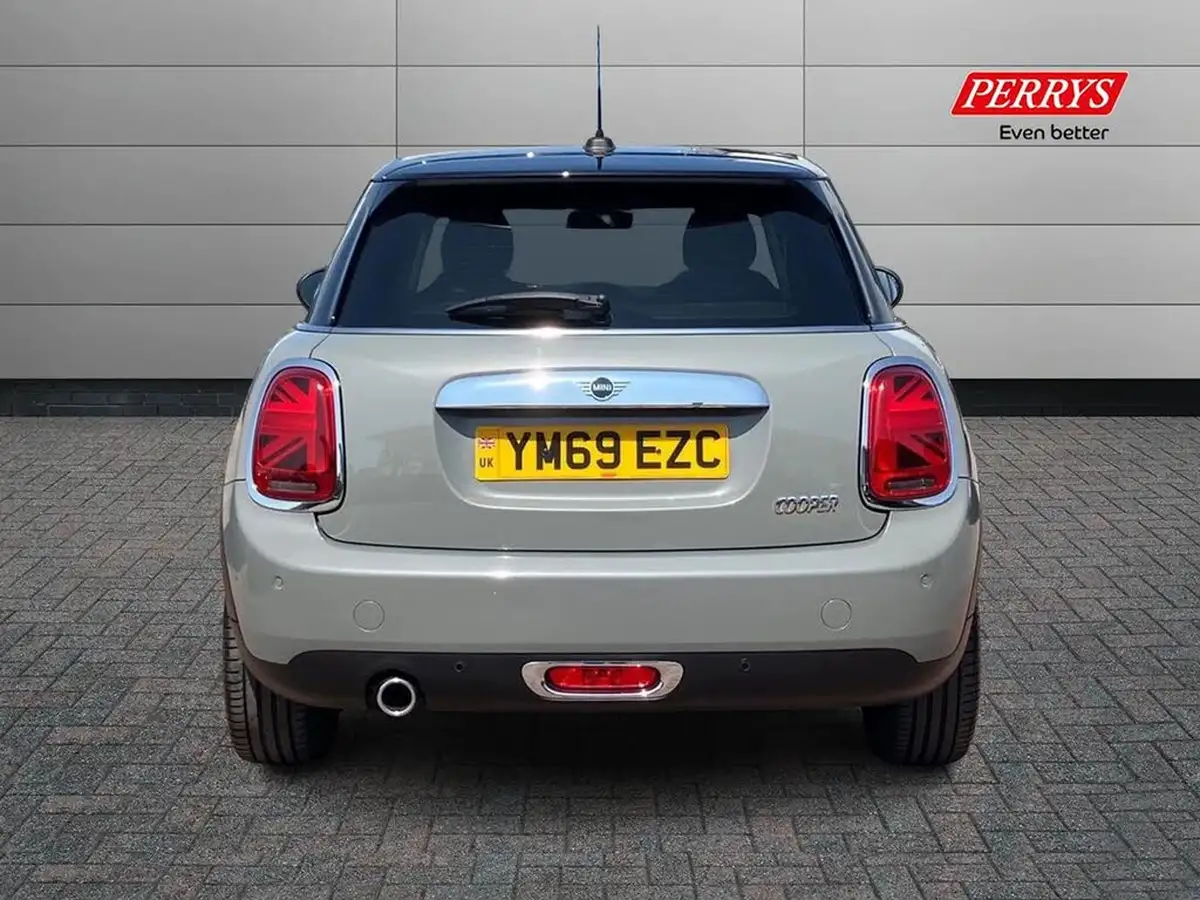 2019-mini-cooper-15-cooper-exclusive-134bhp-hatchback-5d-big-4