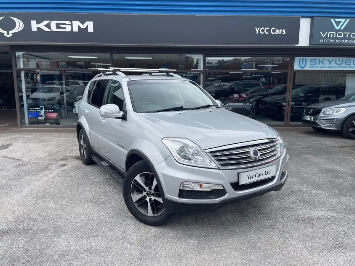 2016-kgm-ssangyong-rexton-w-22td-elx-big-0