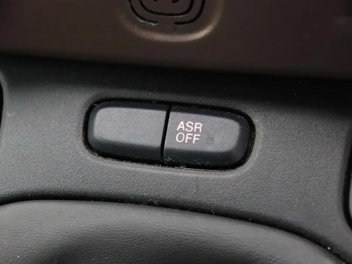 2021-fiat-panda-12-trussardi-big-26