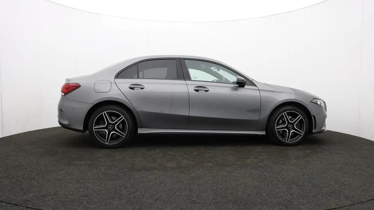 2021-mercedes-benz-a-class-20-a250-amg-line-executive-edition-saloon-4d-big-41