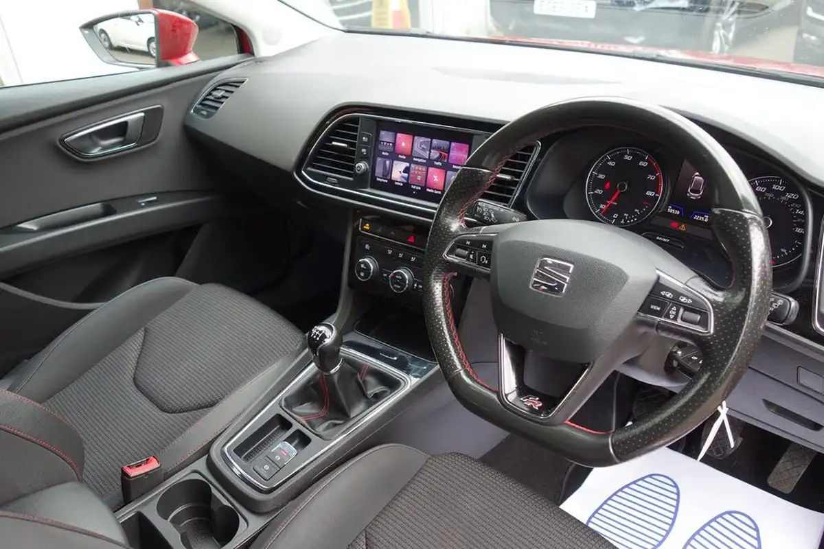 2019-seat-leon-15-tsi-evo-fr-130ps-estate-big-4