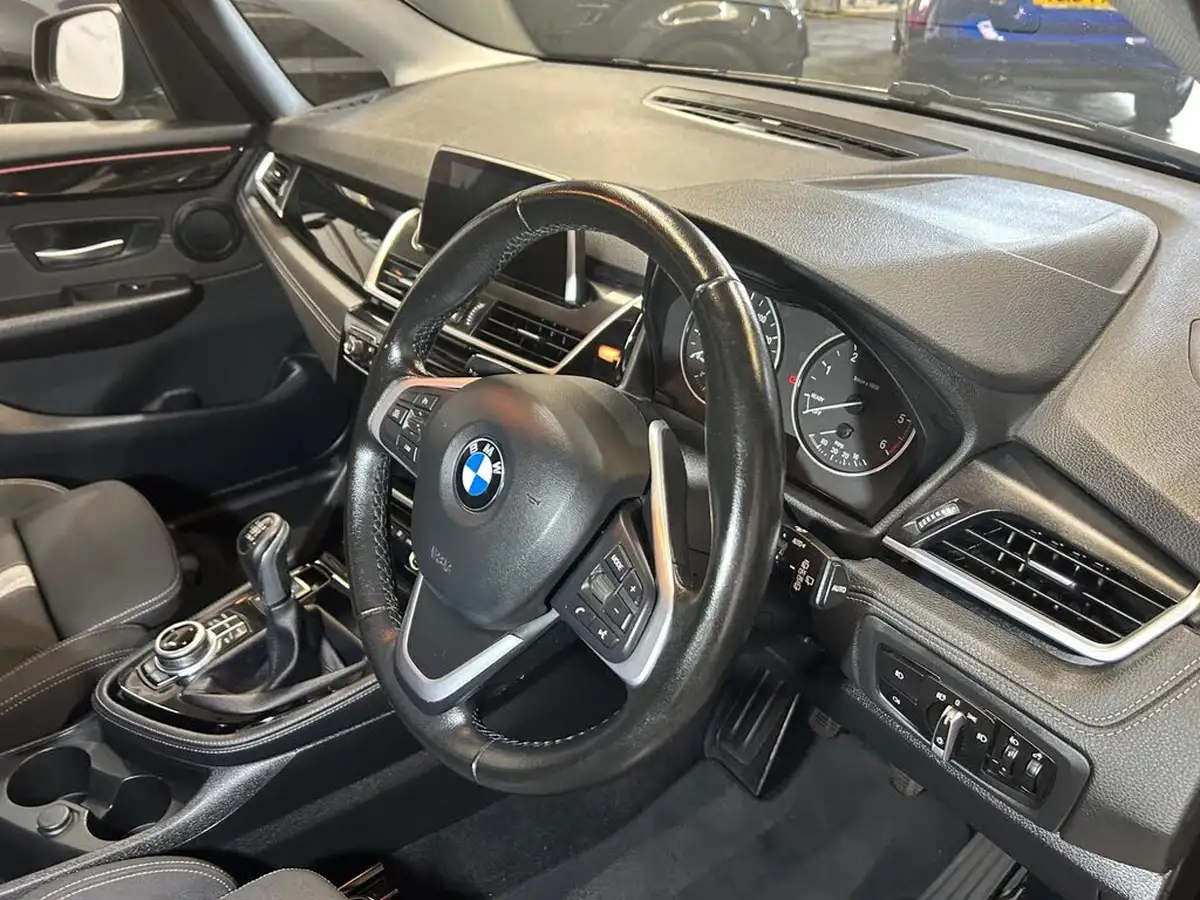 2017-bmw-2-series-15td-216d-sport-active-big-14