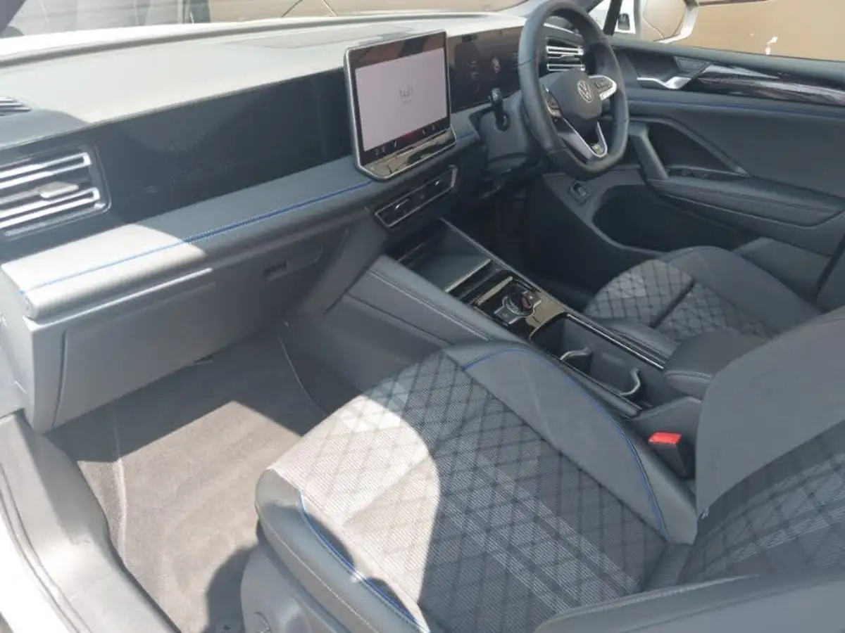 2024-volkswagen-tiguan-15-tsi-r-line-204ps-ehybrid-big-4