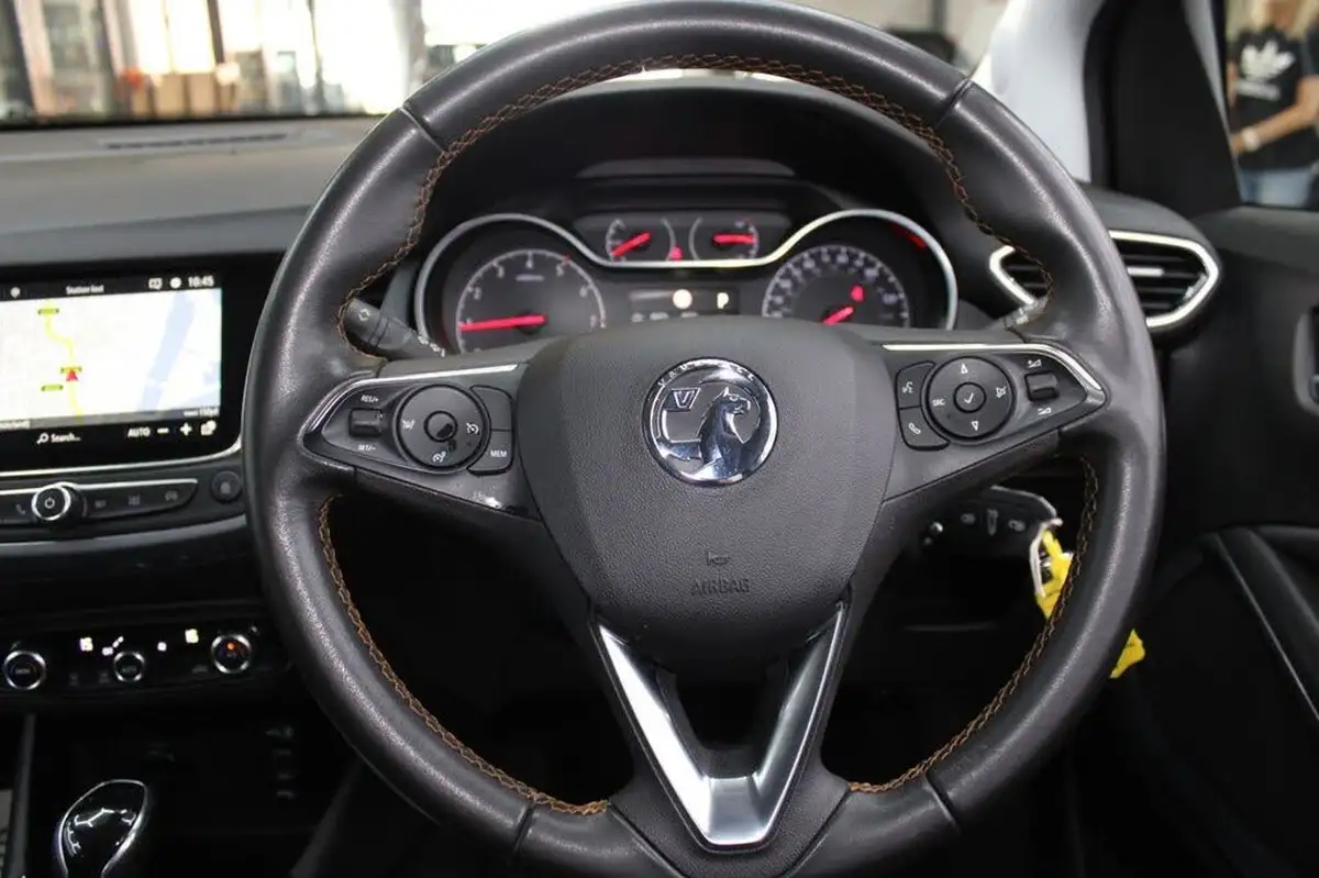 2020-vauxhall-crossland-x-12-elite-nav-130ps-turbo-auto-big-17