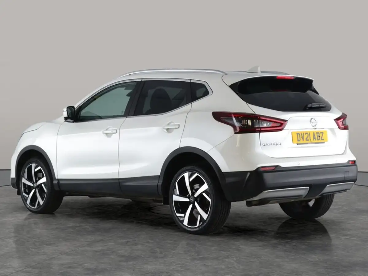 2021-nissan-qashqai-13-dig-t-n-motion-140ps-big-12