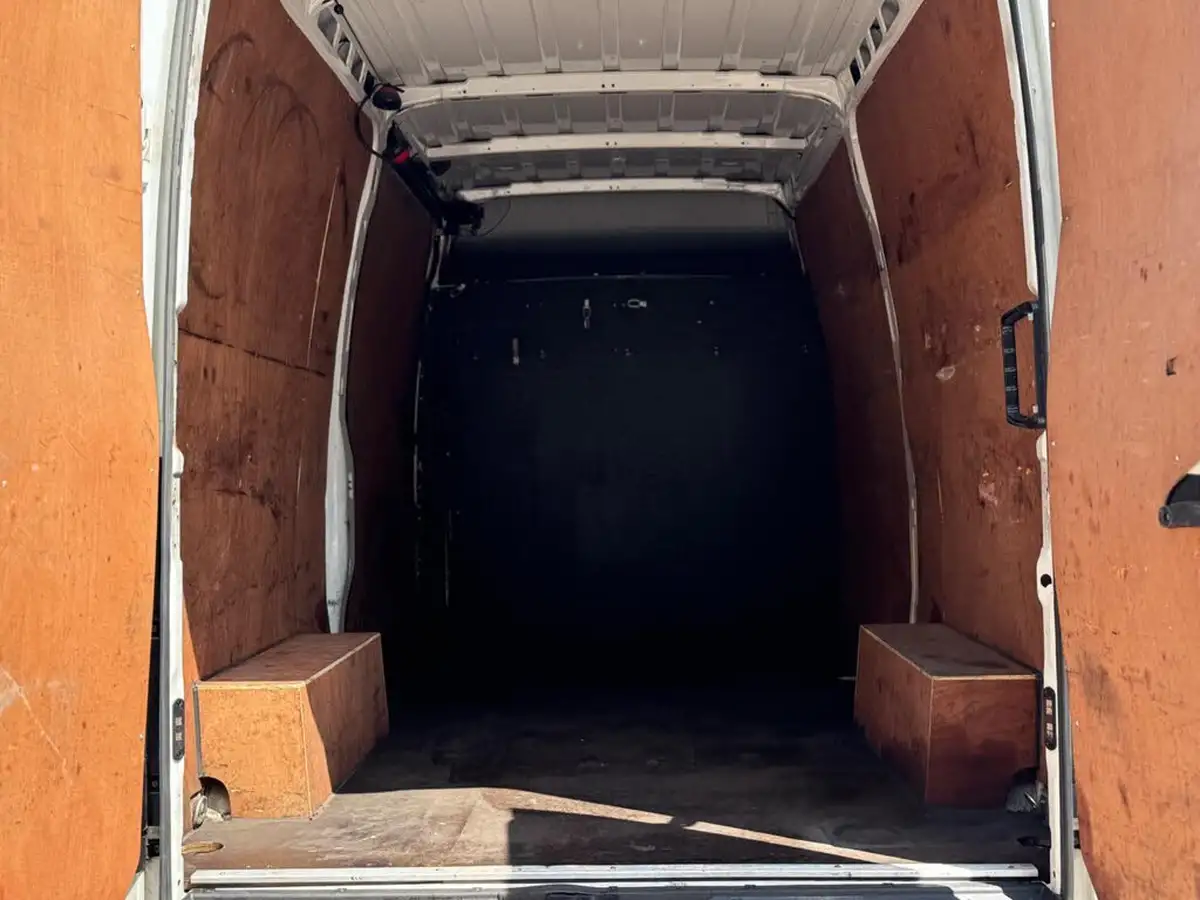 2020-iveco-daily-s-class-23td-35s12v-3520-h1-business-big-20