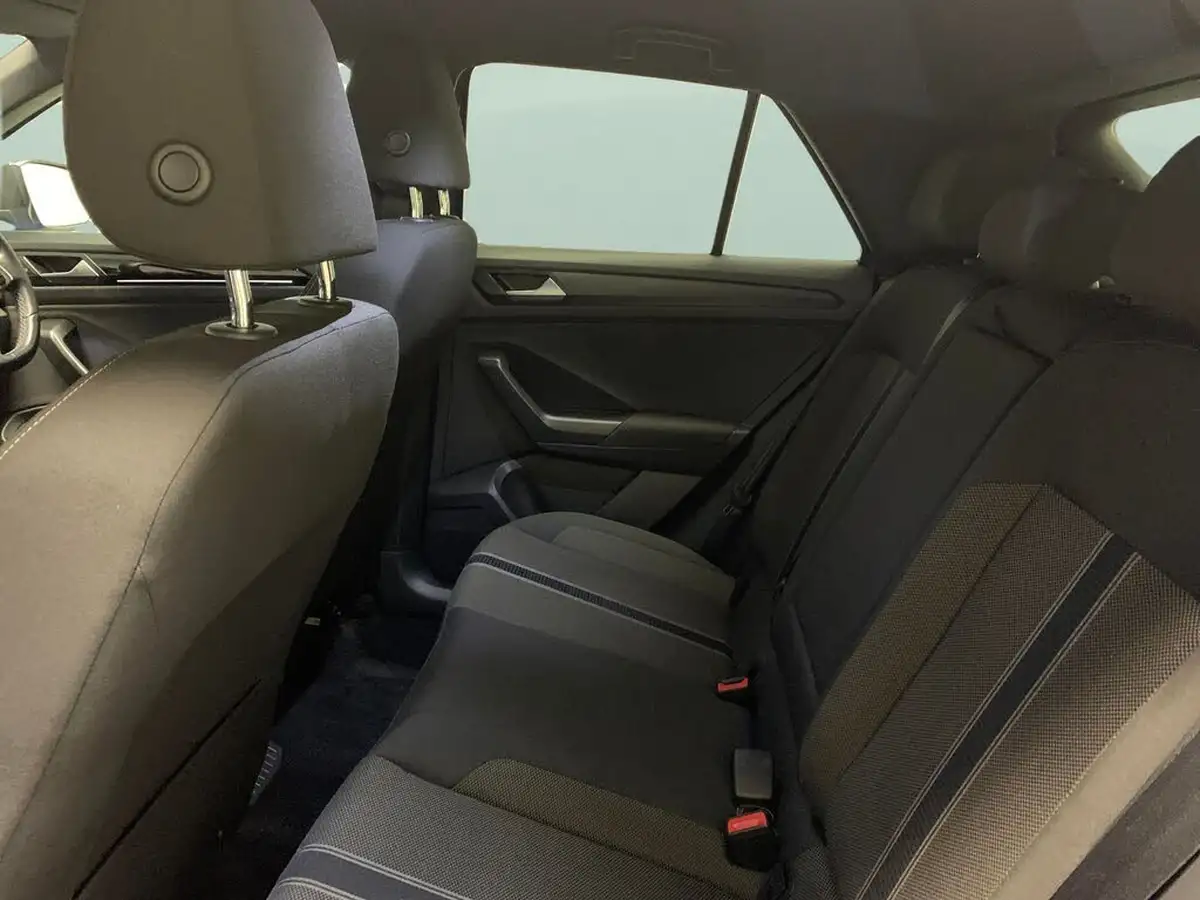 2021-volkswagen-t-roc-15-tsi-black-edition-dsg-big-27