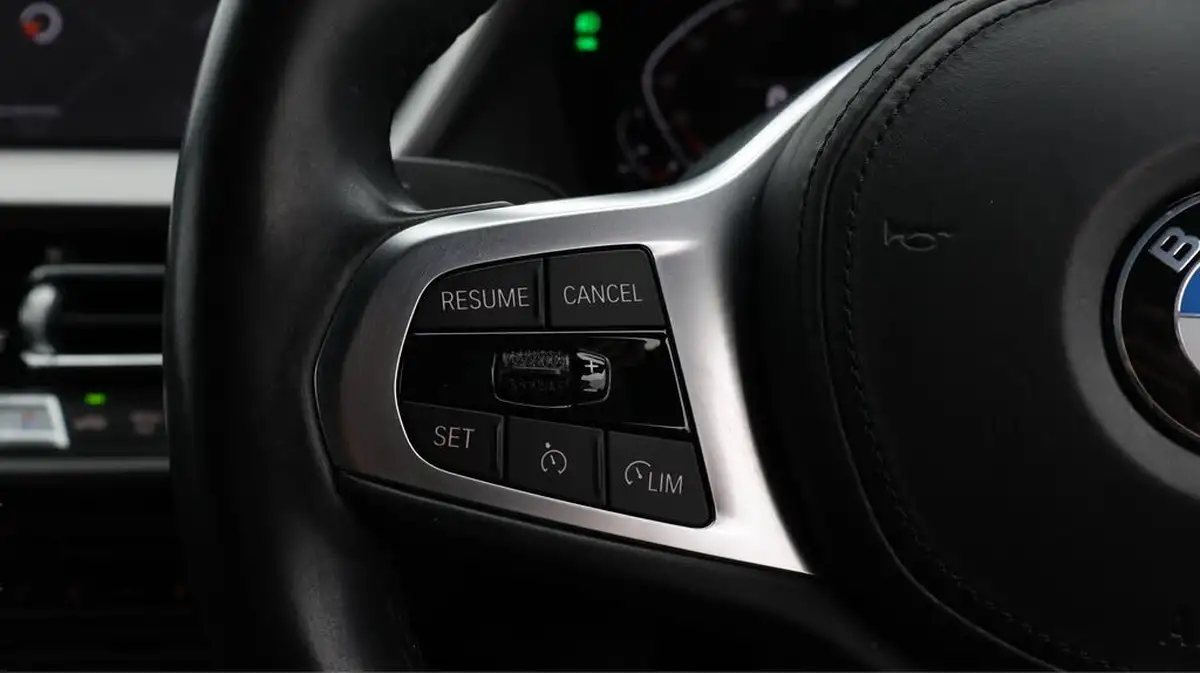 2023-bmw-1-series-15-118i-m-sport-lcp-dct-big-26