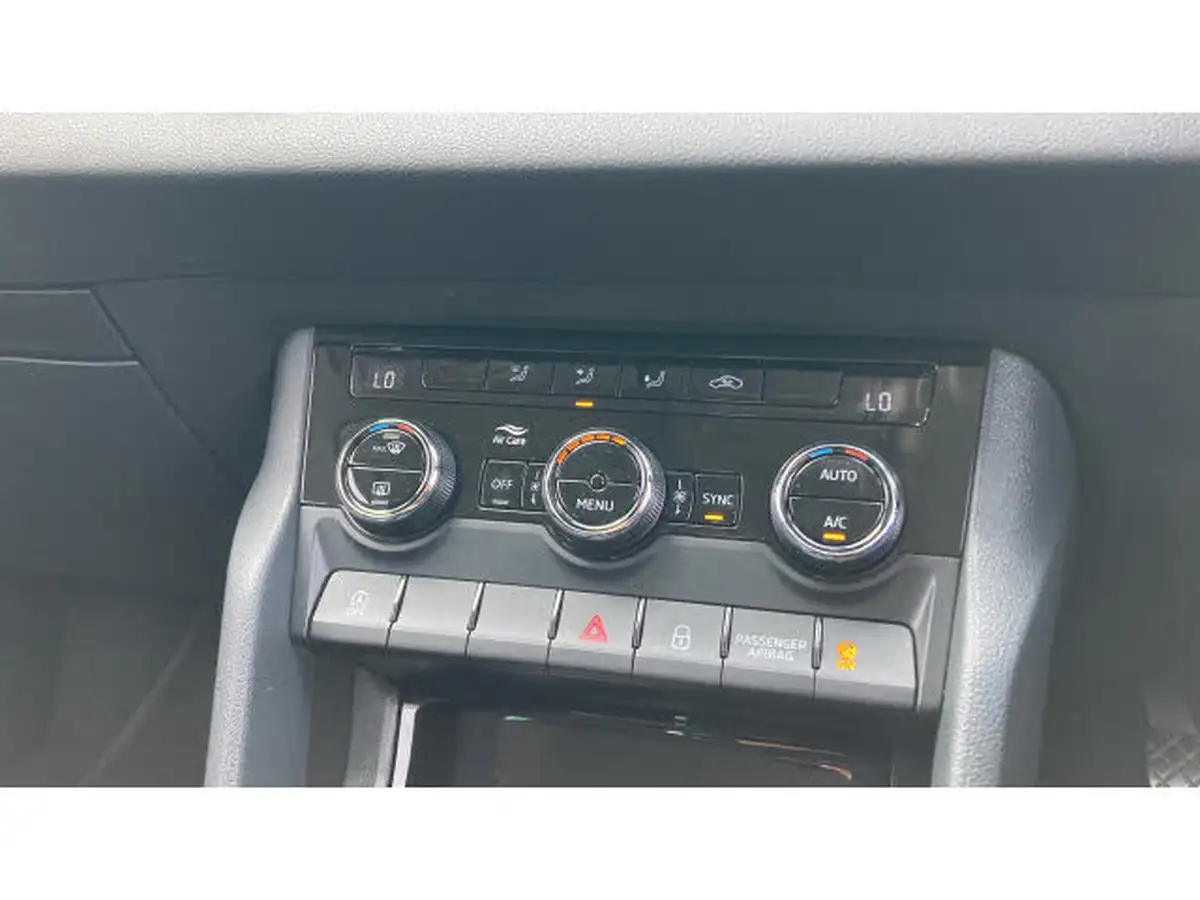 2019-skoda-karoq-15-tsi-se-big-22