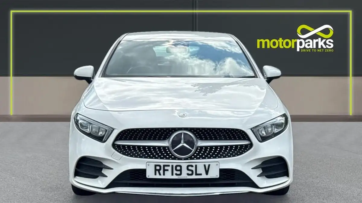 2019-mercedes-benz-a-class-13-a200-amg-line-hatchback-5d-big-7