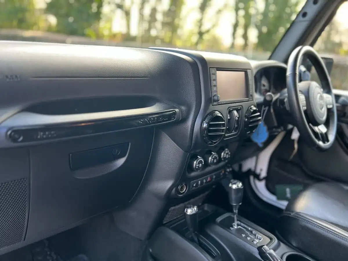 2018-jeep-wrangler-28crd-night-eagle-big-23