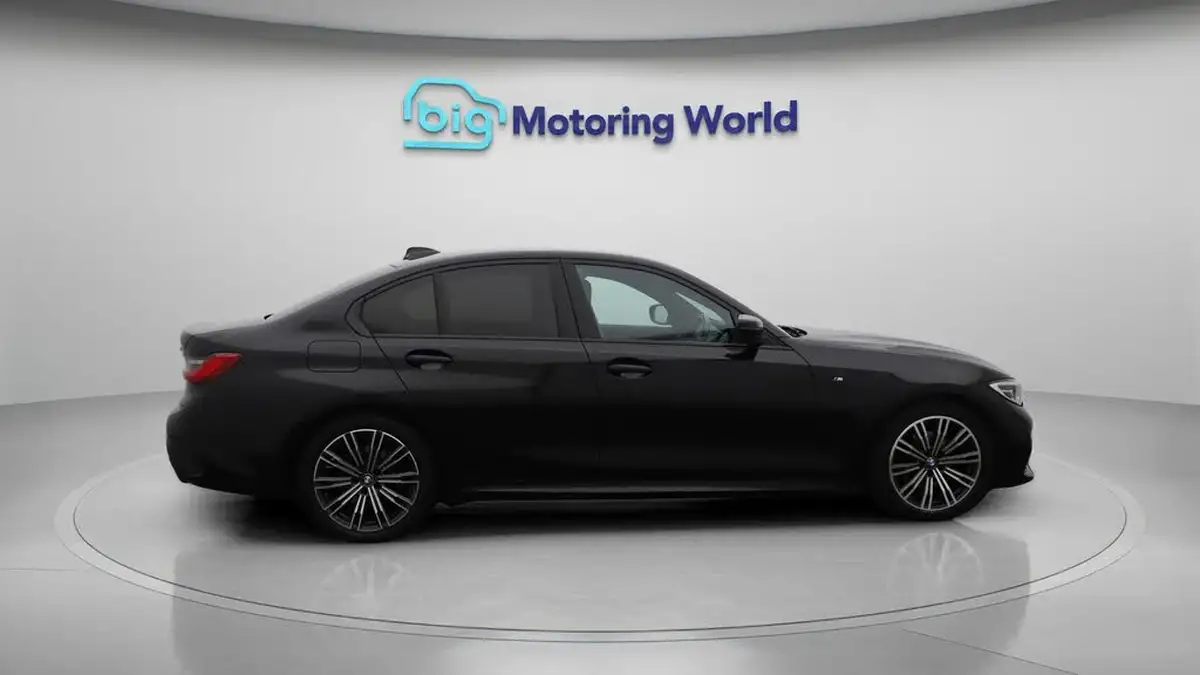 2021-bmw-3-series-20-320i-m-sport-saloon-4d-big-8