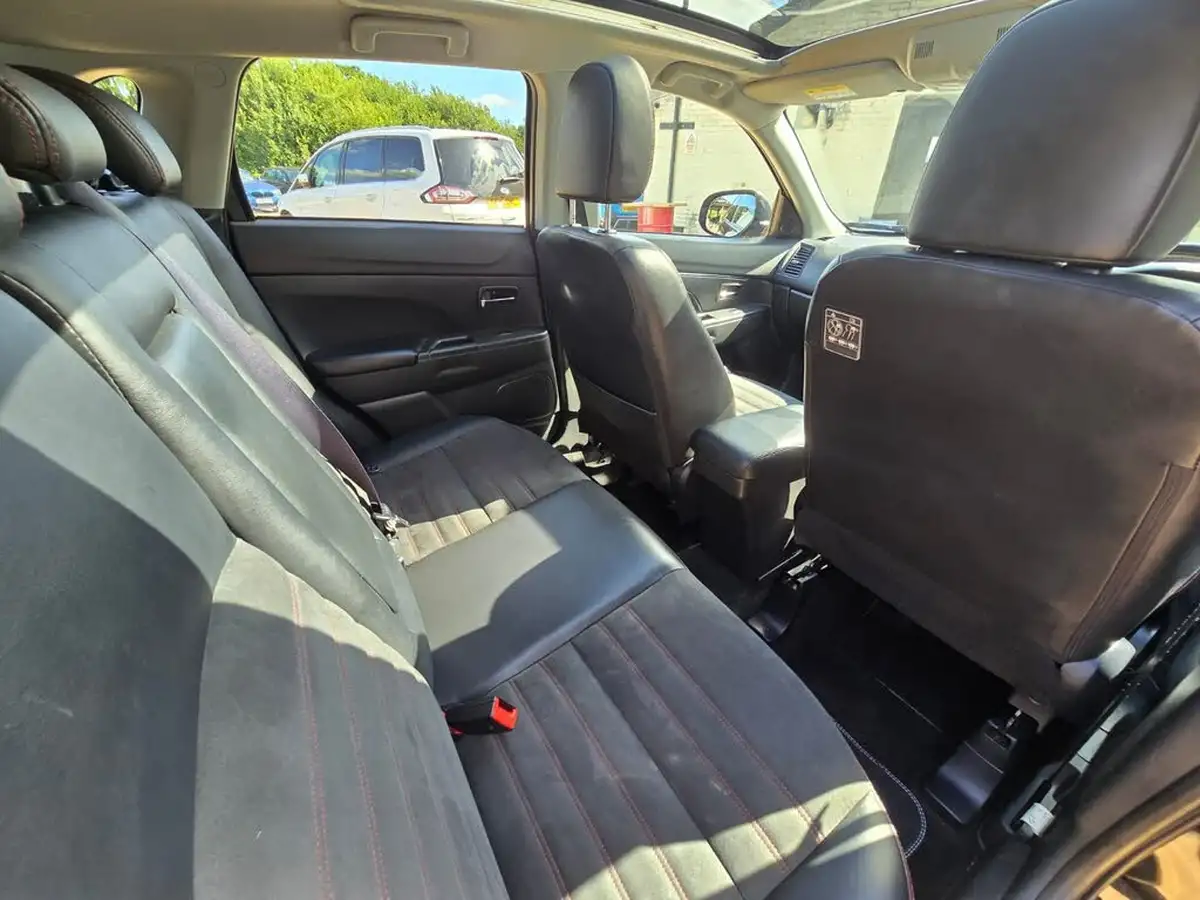 2019-mitsubishi-asx-16-black-big-8