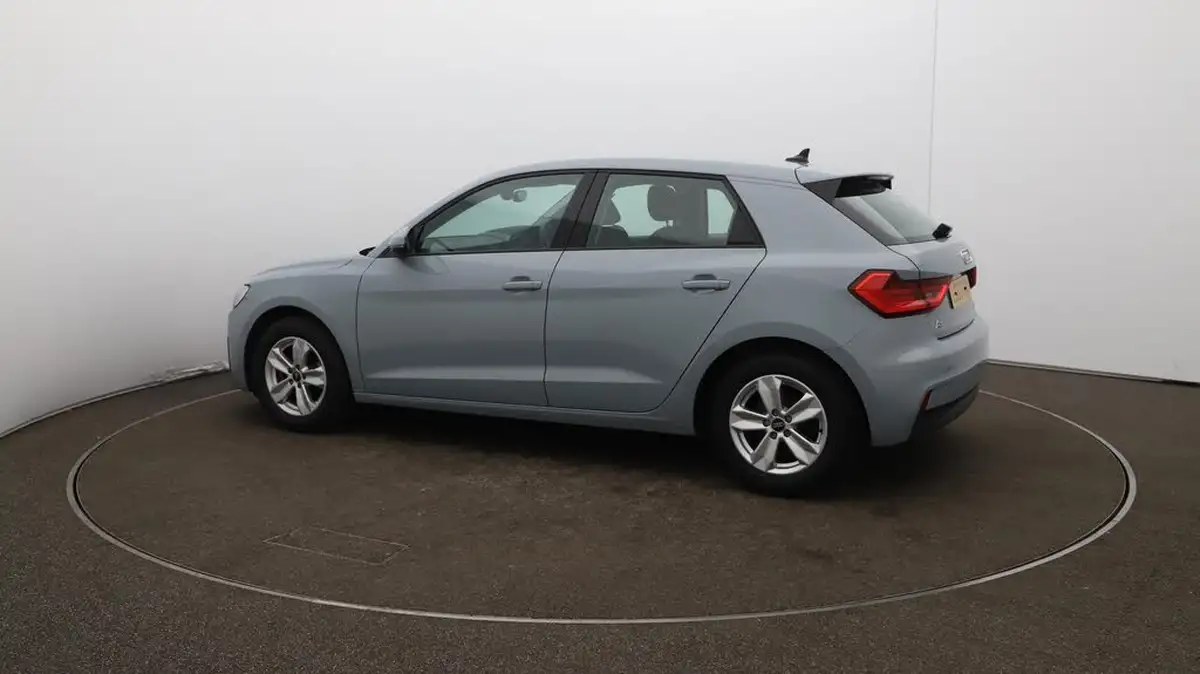 2023-audi-a1-10-25-tfsi-technik-big-45