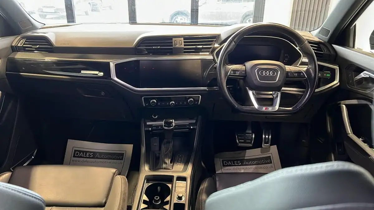 2021-audi-q3-15-35-tfsi-black-edition-cod-sportback-s-tronic-big-17