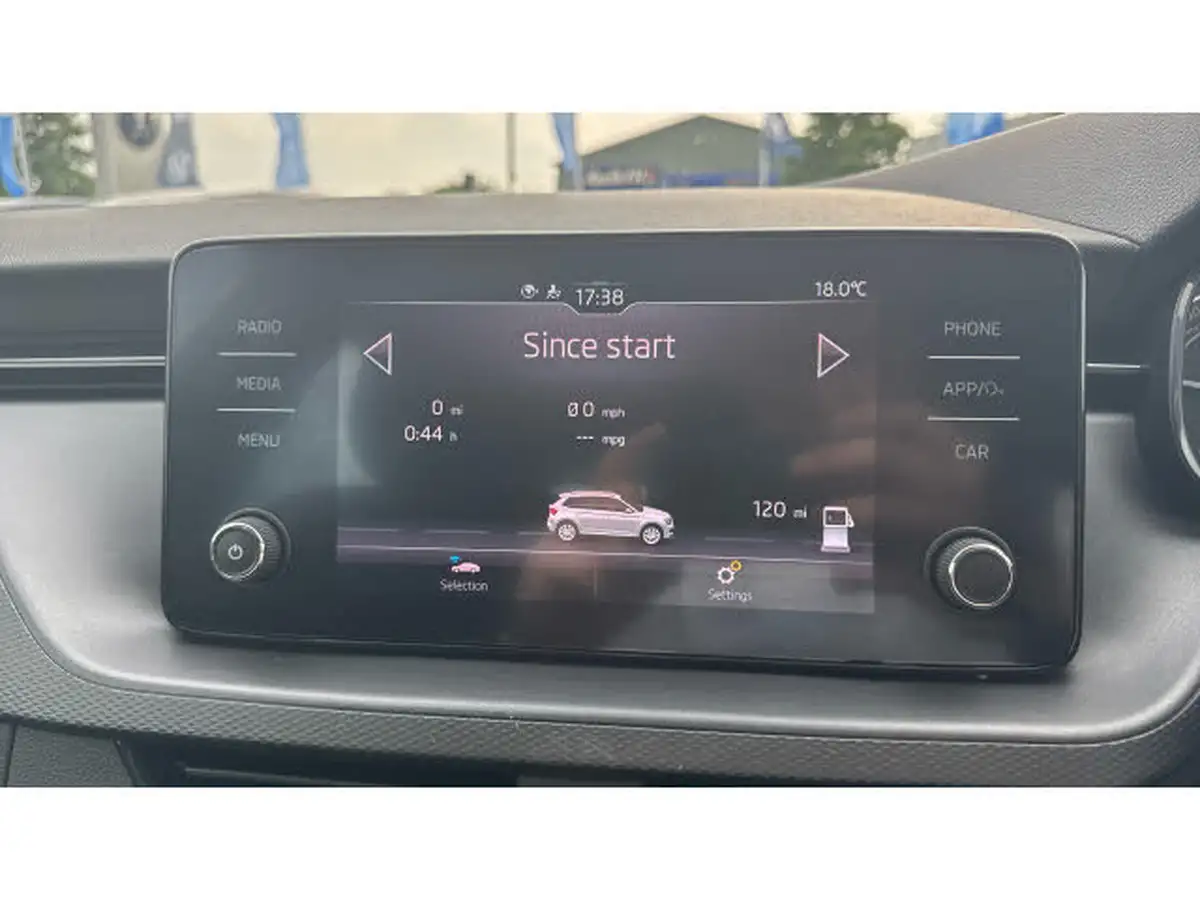 2021-skoda-kamiq-10-tsi-se-109ps-big-39