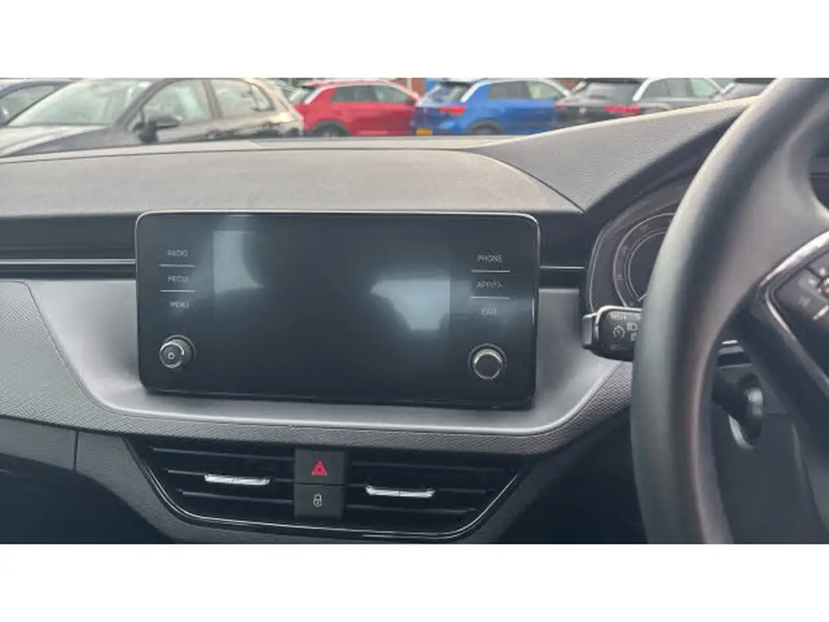 2021-skoda-kamiq-10-tsi-se-109ps-big-11
