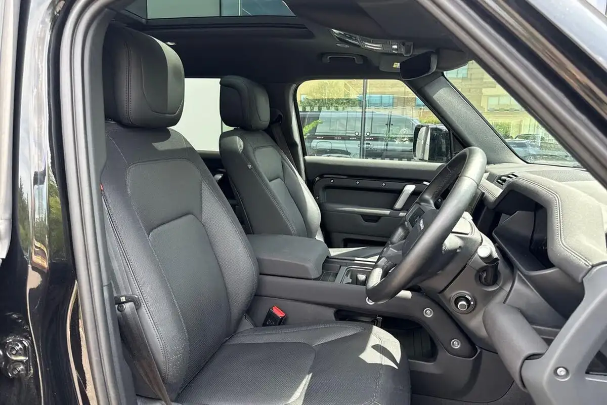 2022-land-rover-110-defender-20-p400e-x-dynamic-hse-big-42