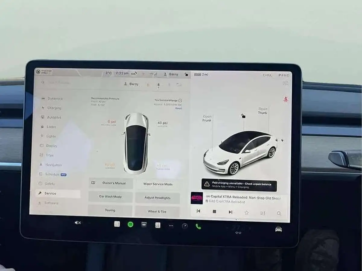 2021-tesla-model-3-e-long-range-awd-big-32