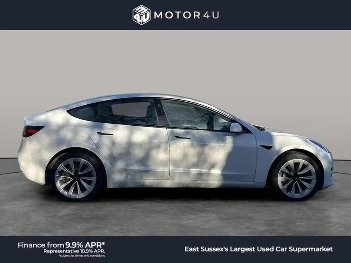 2021-tesla-model-3-e-long-range-awd-big-8