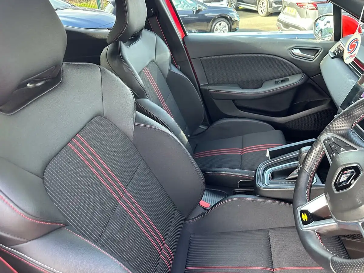 2022-renault-clio-16-rs-line-140ps-rs-line-e-tech-hybrid-big-49