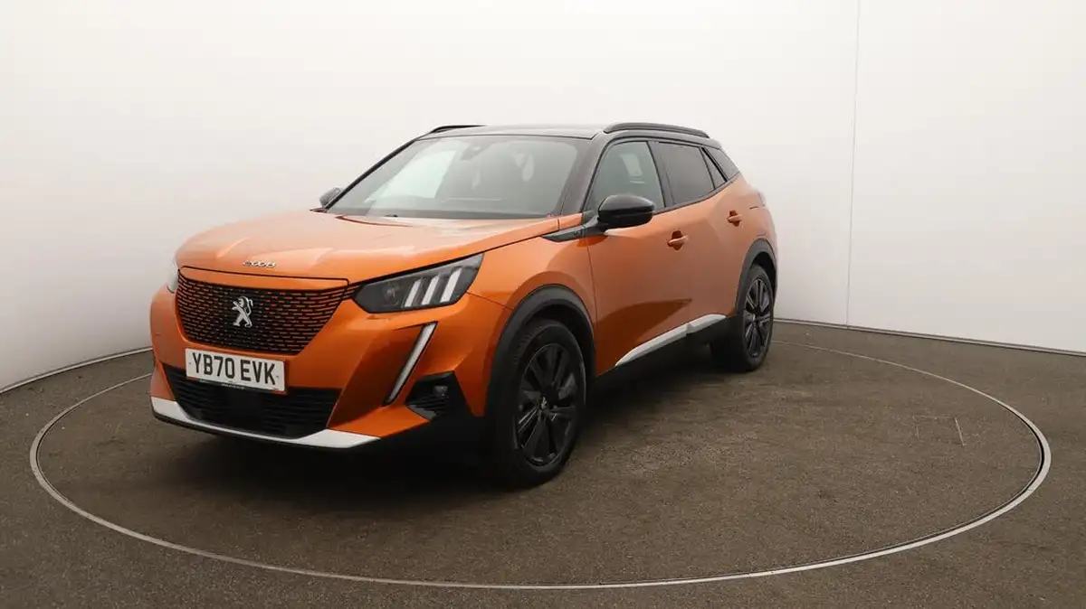 2021-peugeot-2008-suv-e-gt-big-41