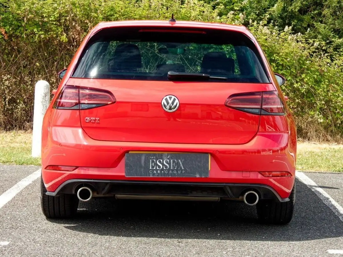 2019-volkswagen-golf-20-tsi-gti-performance-5d-dsg-big-9