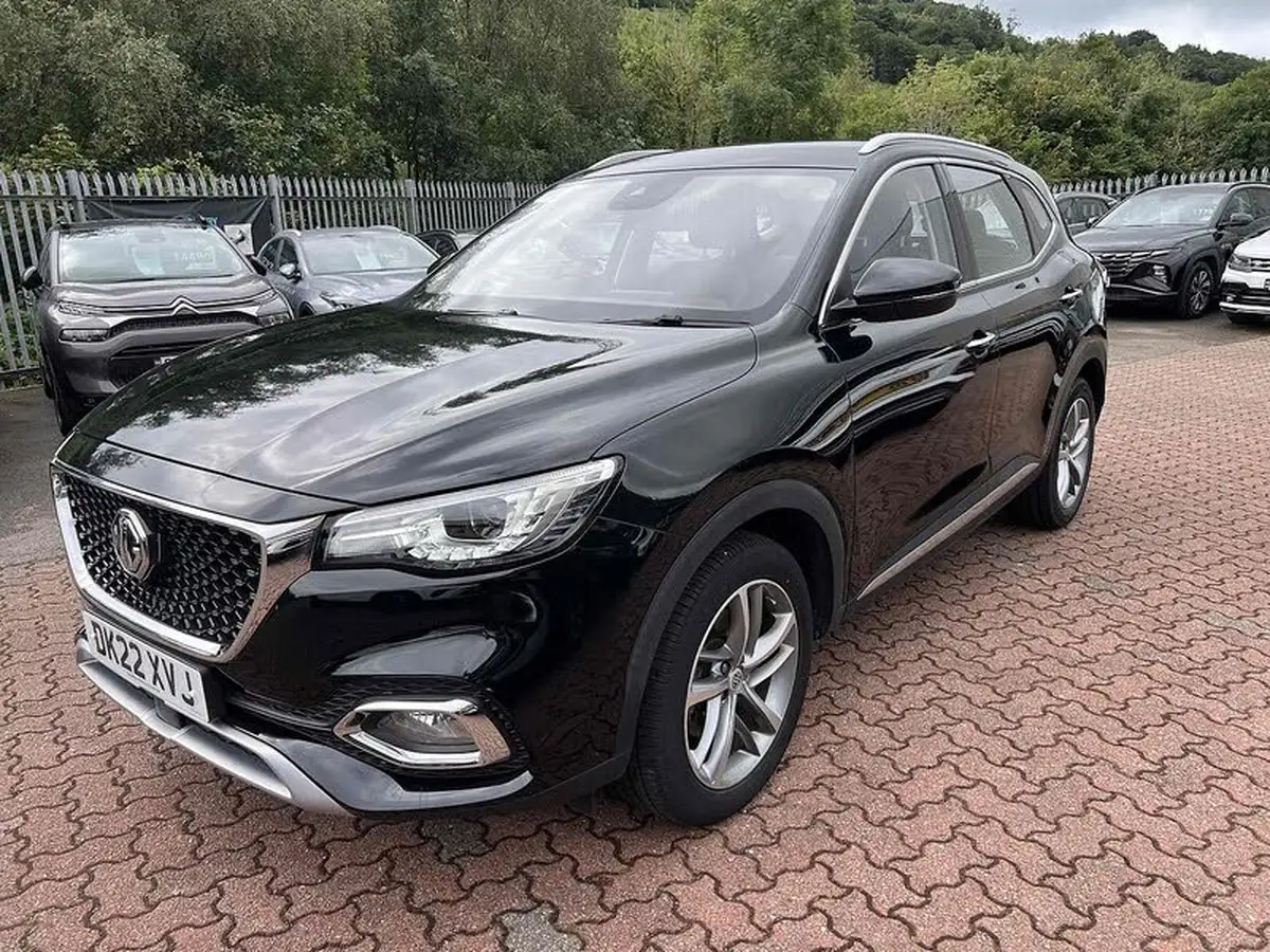 2022-mg-hs-15t-gdi-excite-162ps-big-10