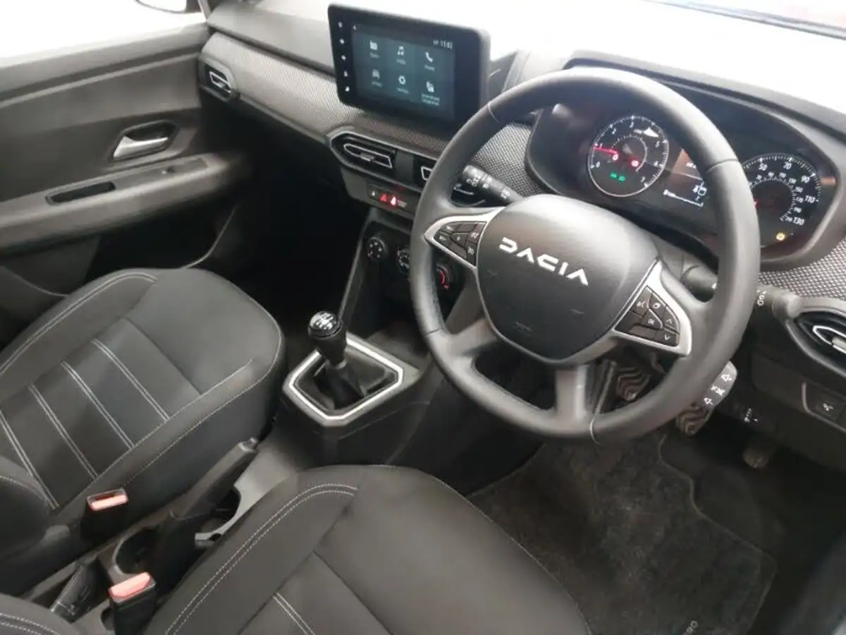 2023-dacia-sandero-10-tce-expression-90bhp-big-17