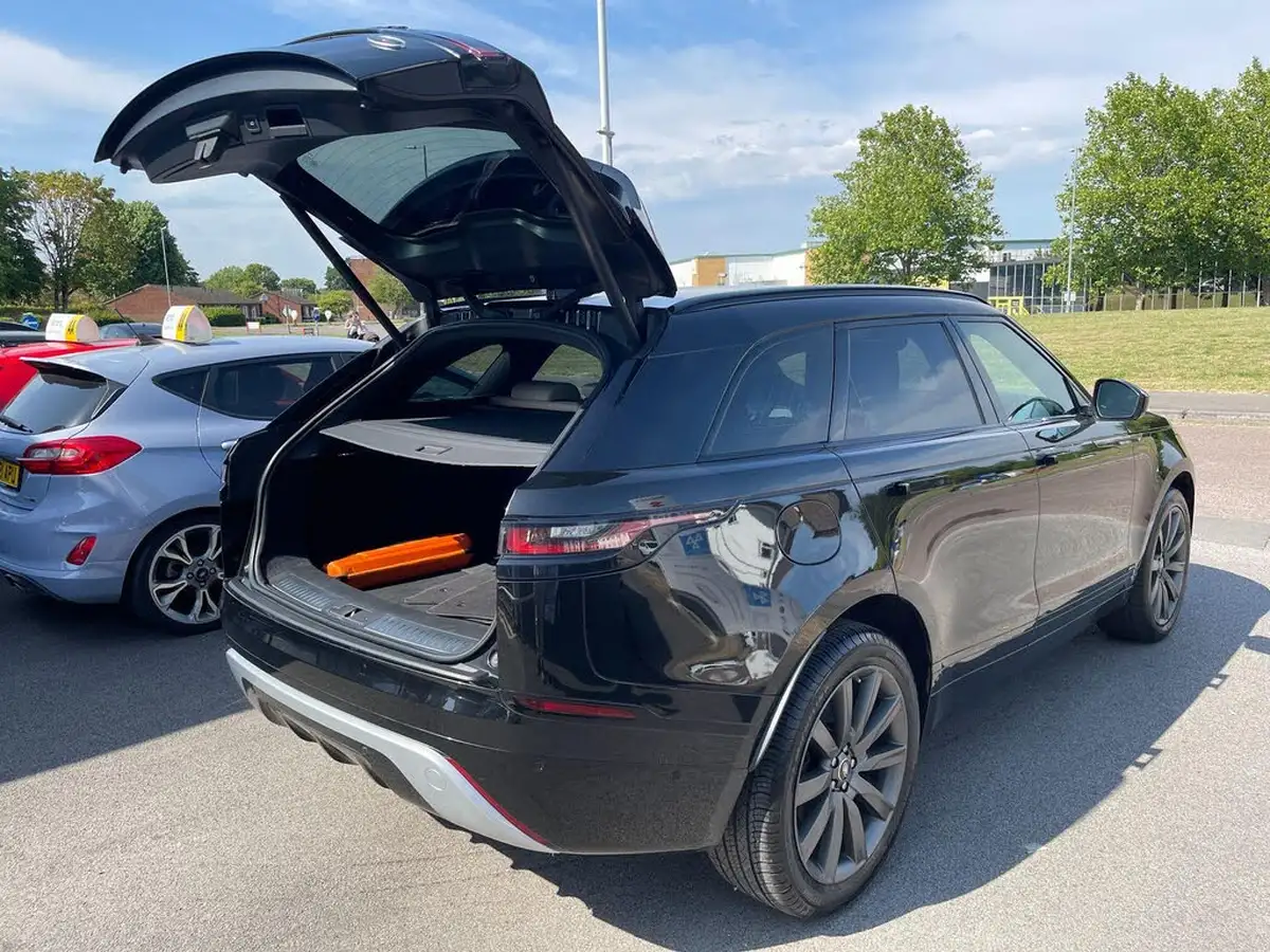 2019-land-rover-range-rover-velar-20-d180-r-dynamic-hse-big-66