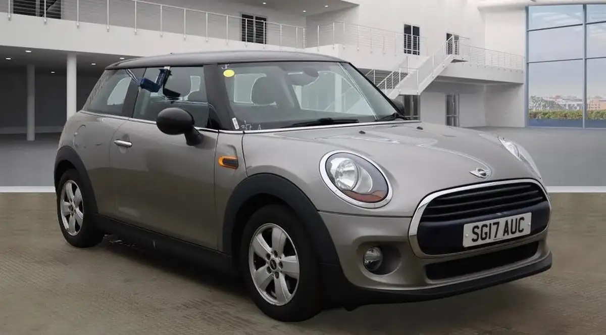 2017-mini-cooper-15-cooper-ss-hatchback-3d-big-0