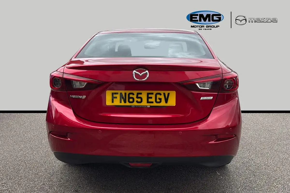 2015-mazda-mazda3-20-sport-nav-120ps-fastback-4d-auto-big-5
