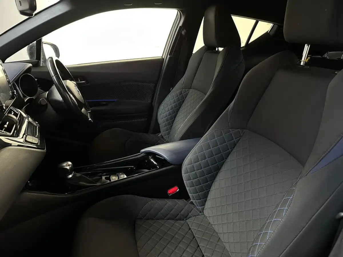 2020-toyota-c-hr-18-vvt-i-dynamic-big-13
