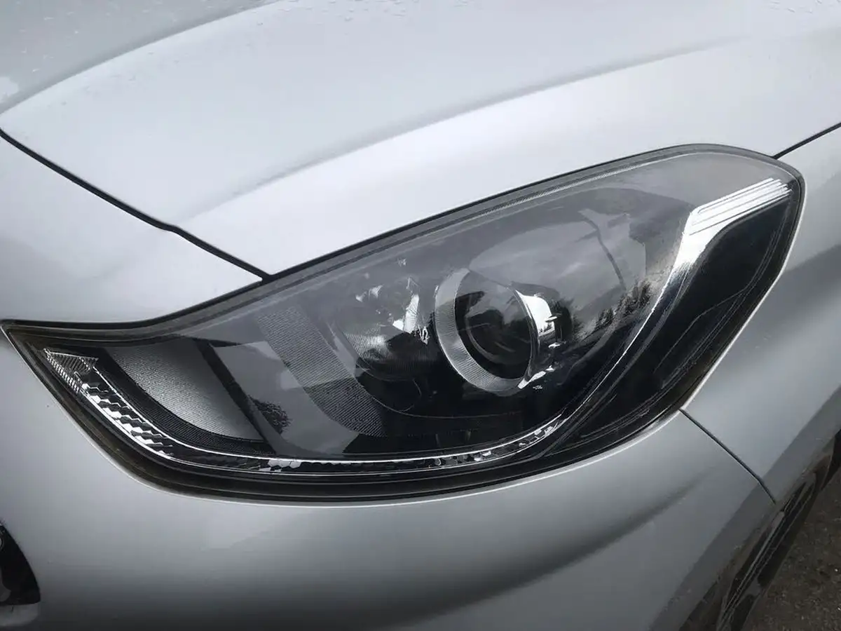 2022-hyundai-i10-10-premium-big-20