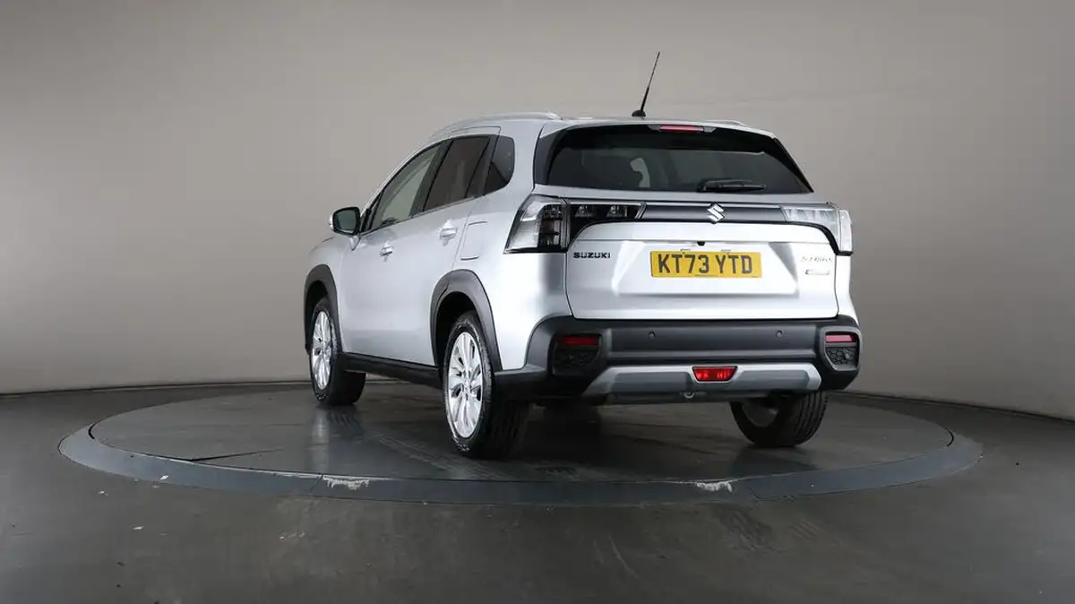 2023-suzuki-s-cross-14-boosterjet-motion-big-55