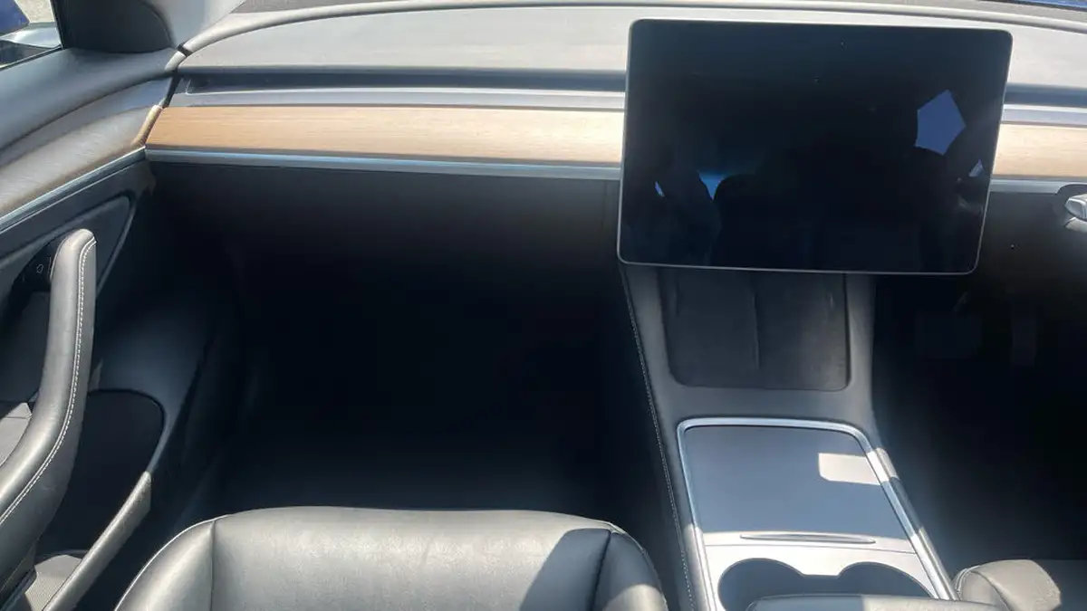 2021-tesla-model-3-e-standard-plus-big-11