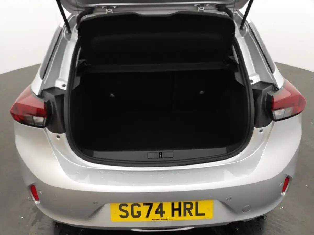 2024-vauxhall-corsa-12i-design-big-7