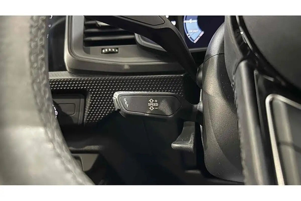 2022-audi-a1-10-25-tfsi-technik-big-36