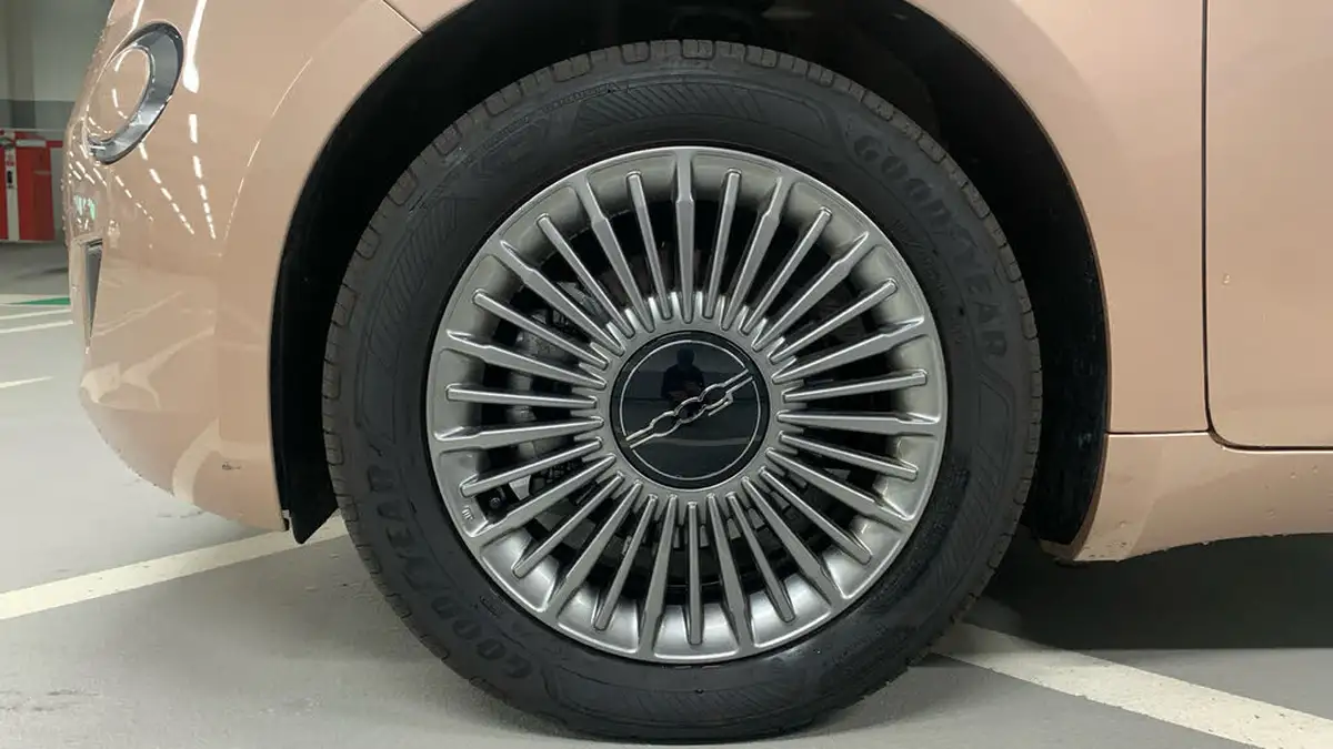 2024-fiat-500-e-117bhp-big-13