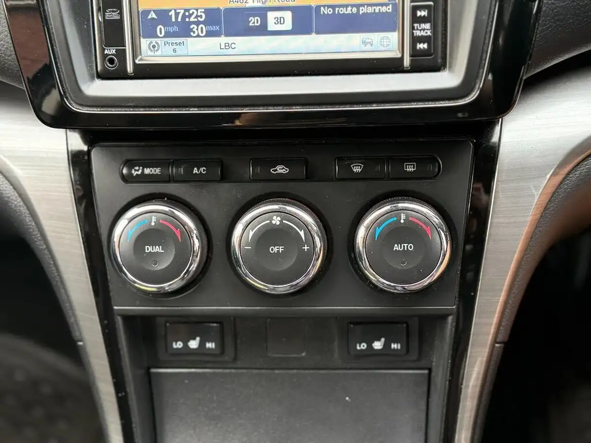 2012-mazda-mazda6-22td-venture-hatchback-big-22