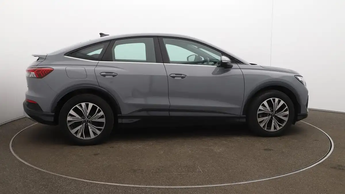 2023-audi-q4-e-tron-50e-sport-station-wagon-big-50