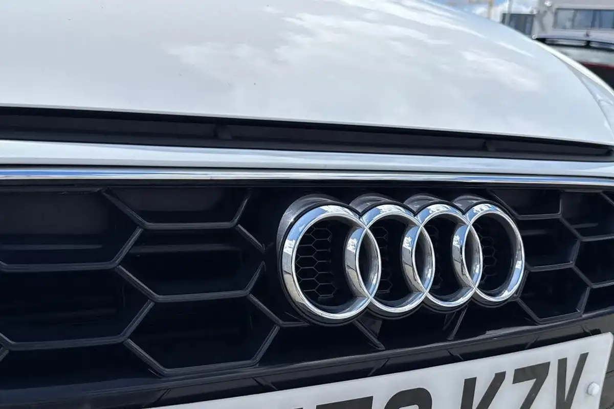 2020-audi-a4-20-35-tdi-s-line-big-39