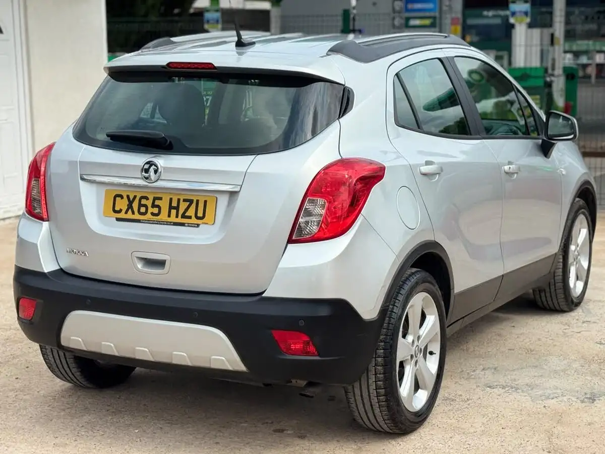 2015-vauxhall-mokka-16-tech-line-big-29