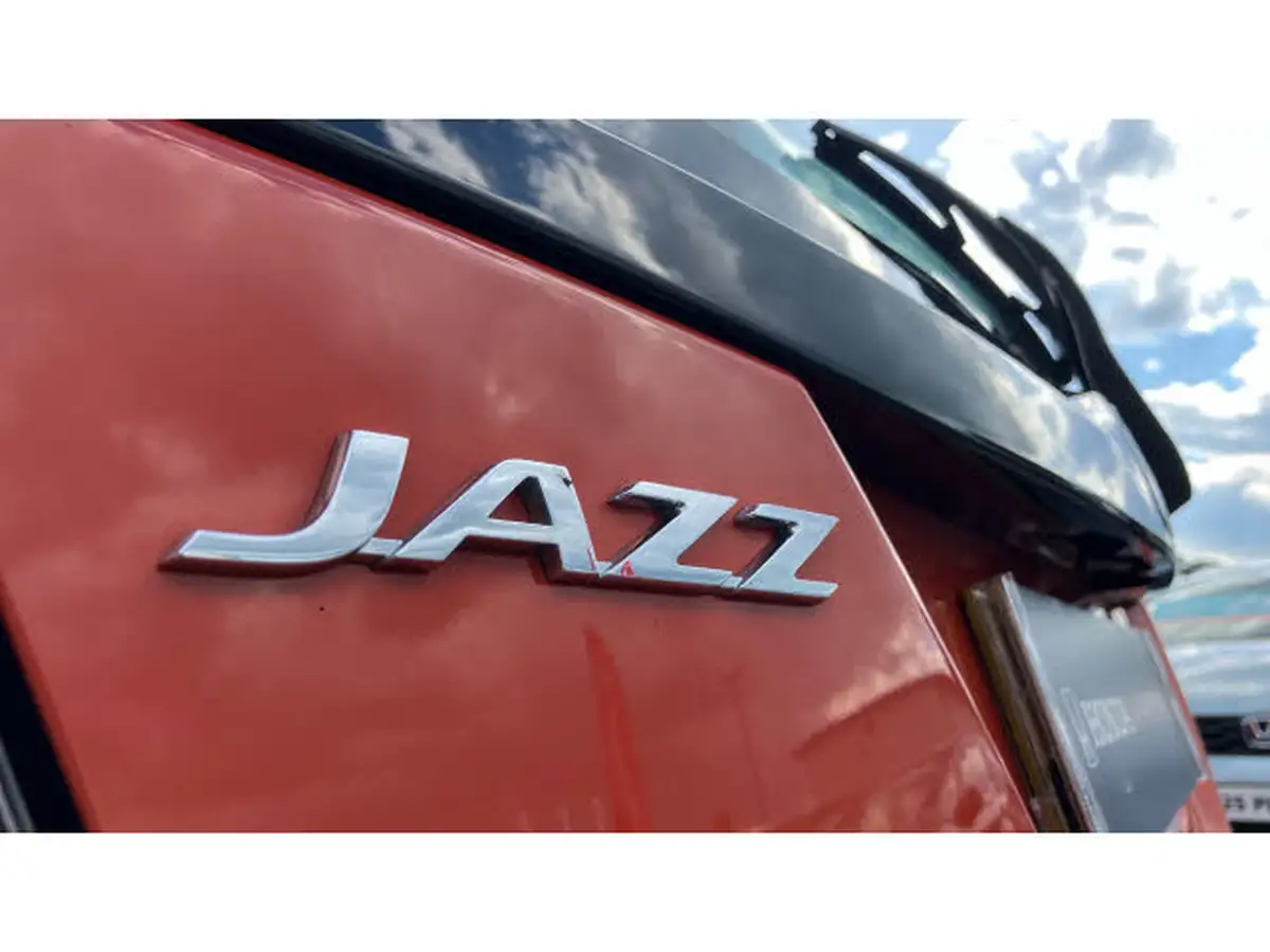 2018-honda-jazz-13-i-vtec-se-big-18