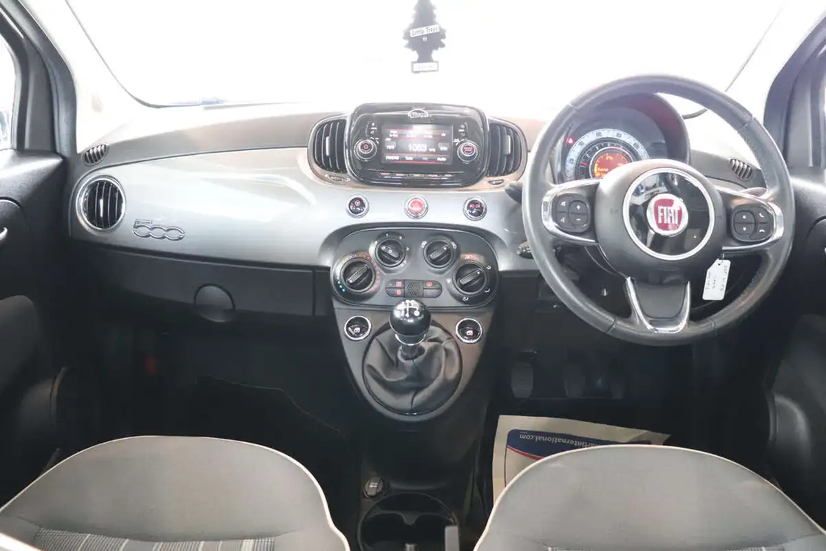 2019-fiat-500-12-lounge-ss-big-2