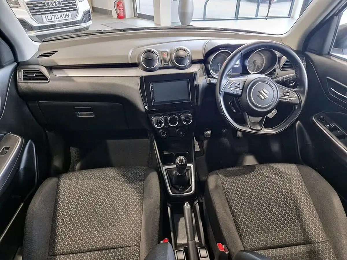 2022-suzuki-swift-12-dualjet-sz5-big-4