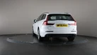 2020-volvo-v60-20-b3-momentum-small-47