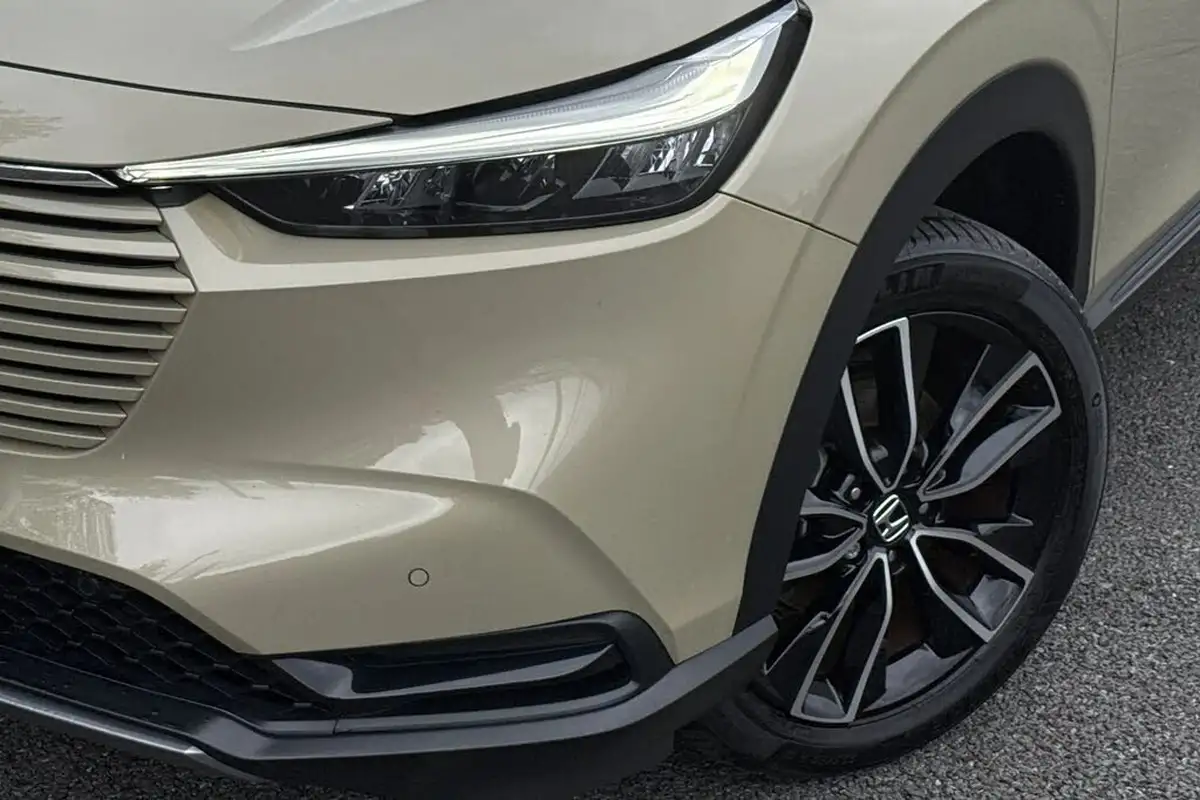 2023-honda-hr-v-15-i-mmd-elegance-big-26