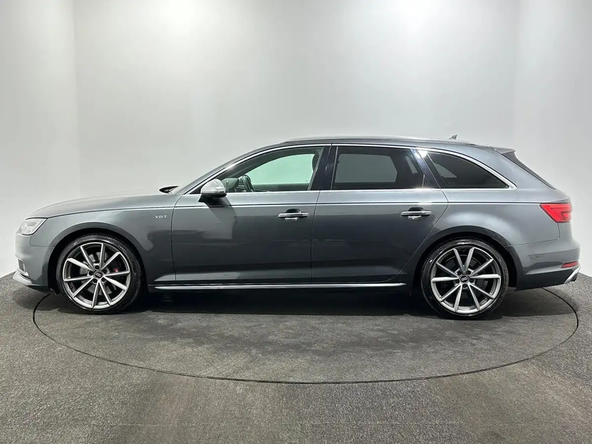 2017-audi-s4-avant-30-tfsi-quattro-big-4