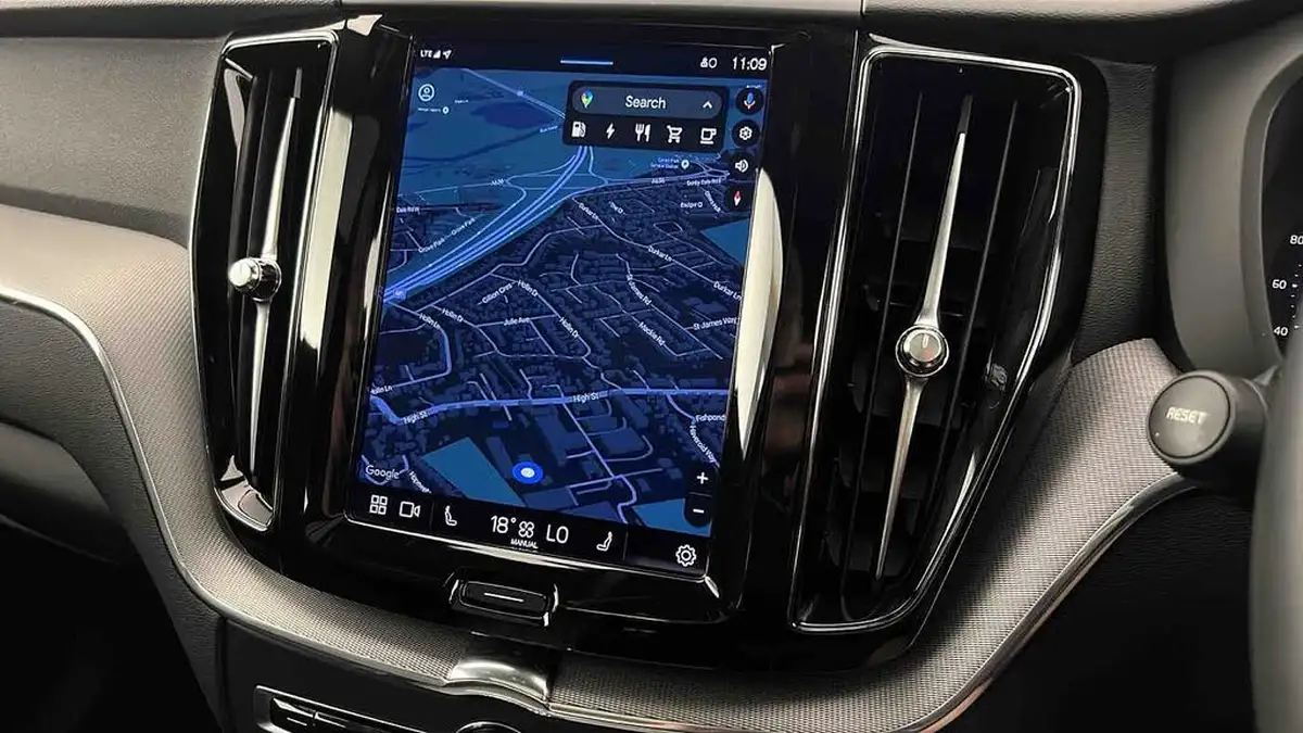 2022-volvo-xc60-20-t6-r-design-350bhp-plug-in-hybrid-big-20